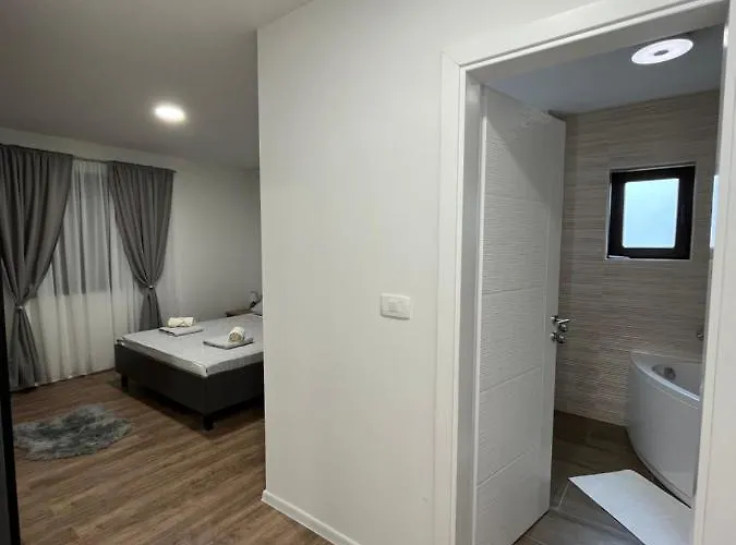 Lux Lucis * ليفنو