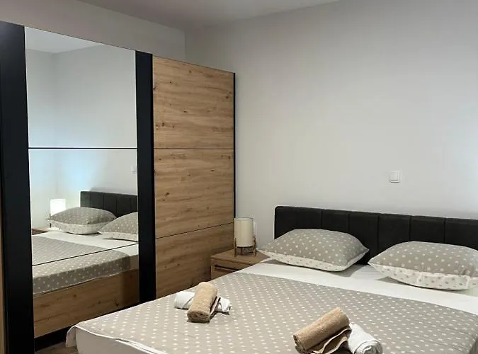 Lux Lucis * ليفنو