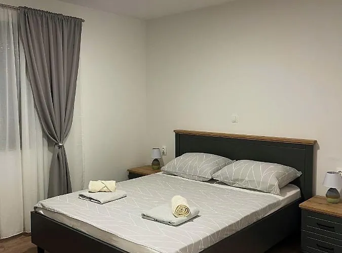 Lux Lucis * ليفنو